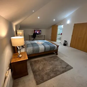 Your Royal Victoria Excel O2 Arena Hotel